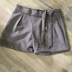 Banana Republic Shorts Size 4 NWT